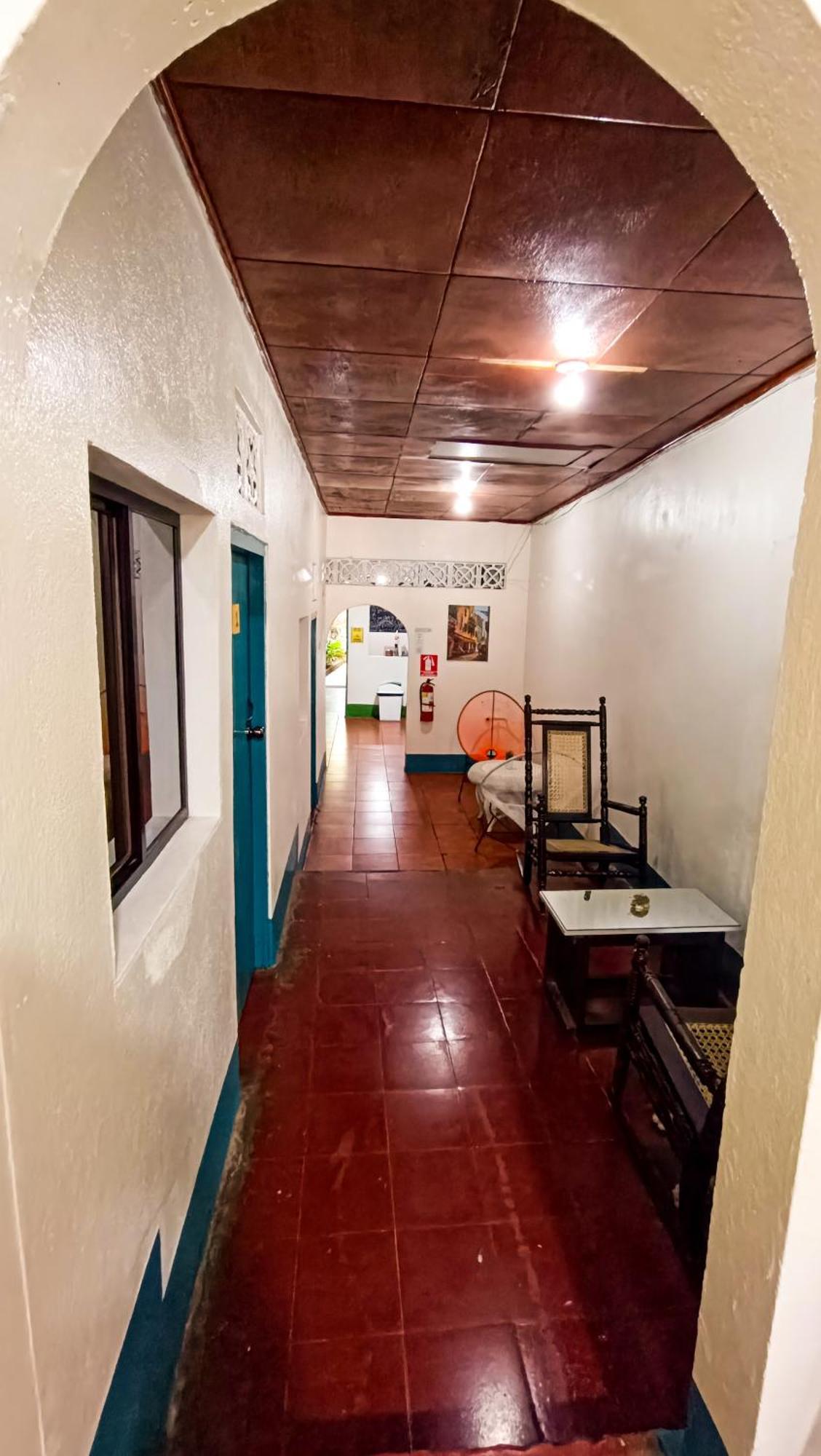 Hostal El Rio León 外观 照片