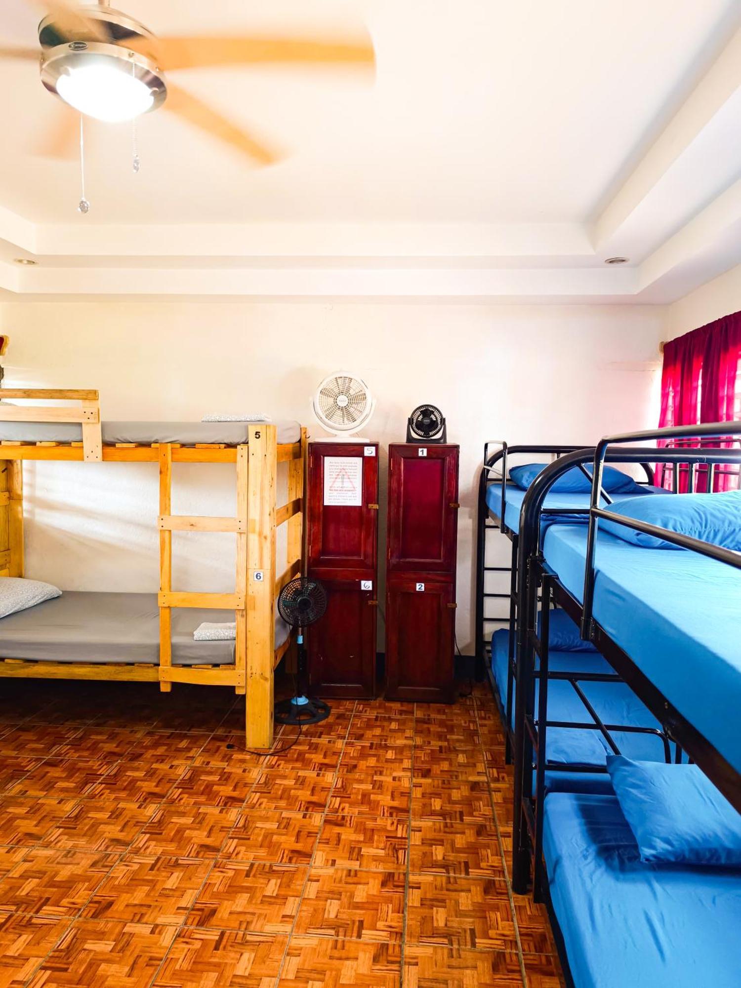 Hostal El Rio León 外观 照片