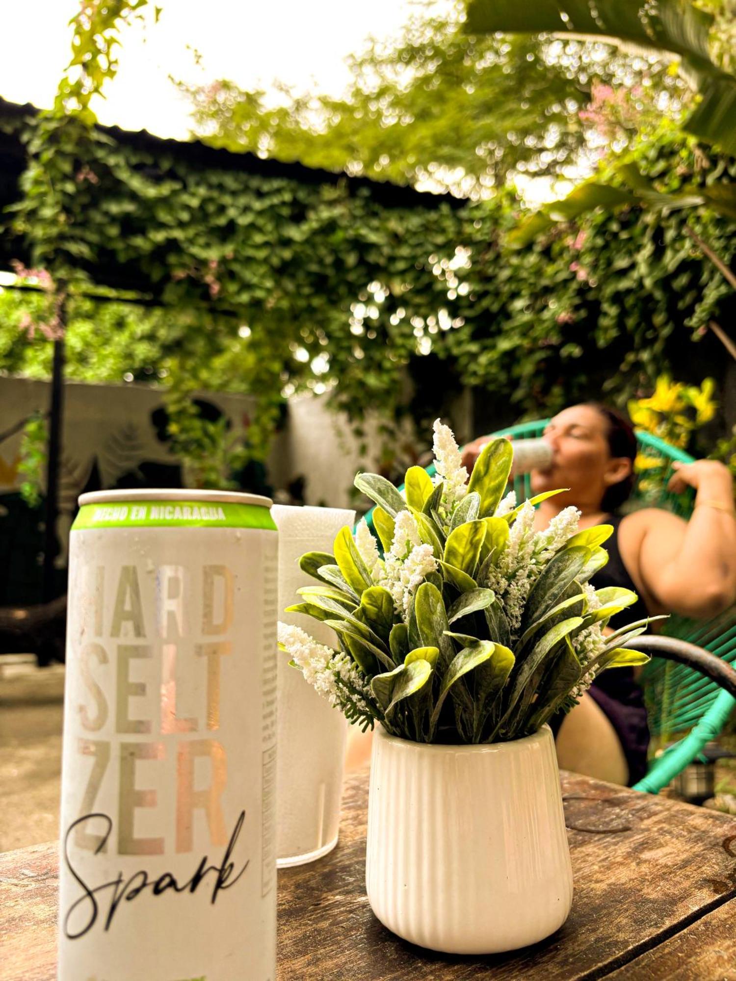 Hostal El Rio León 外观 照片